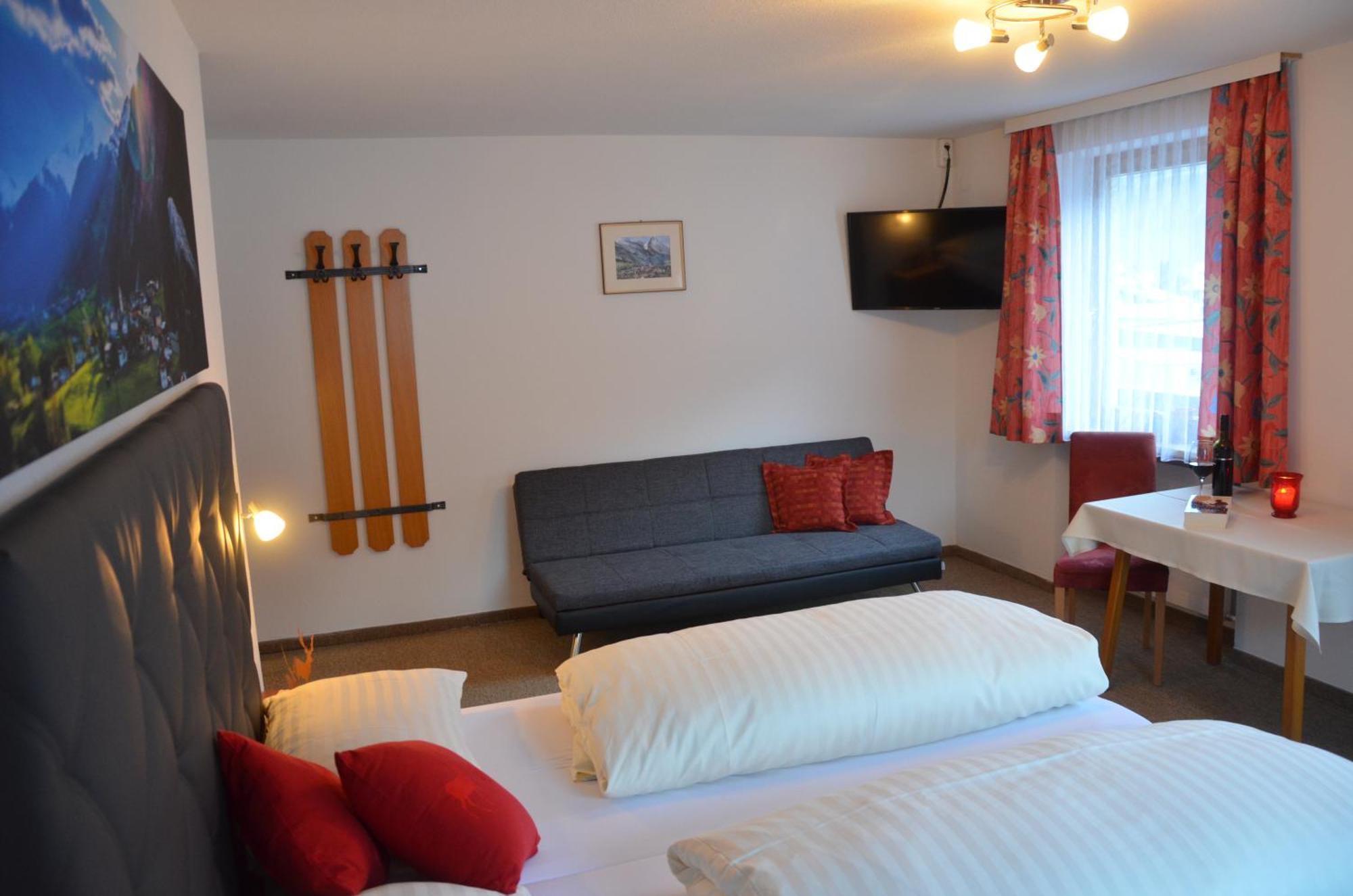 Hotel Pettneuerhof Петной-ам-Арльберг Экстерьер фото