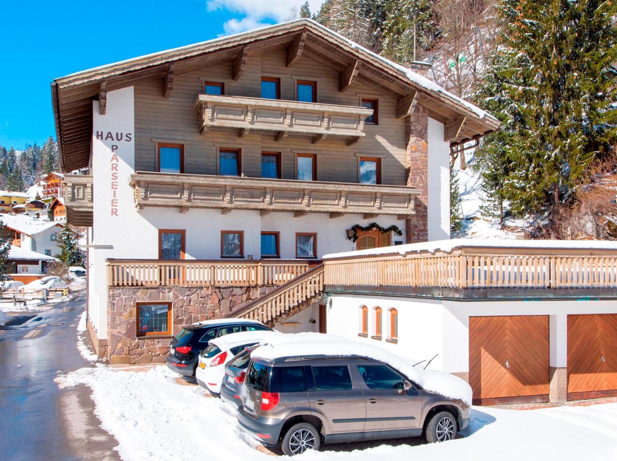 Hotel Pettneuerhof Петной-ам-Арльберг Экстерьер фото