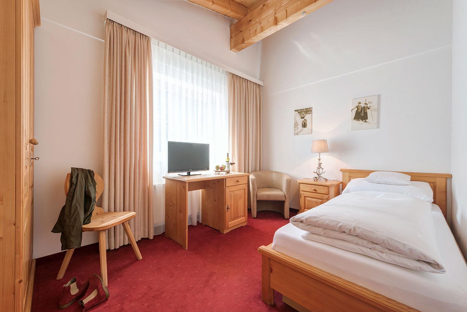 Hotel Pettneuerhof Петной-ам-Арльберг Экстерьер фото