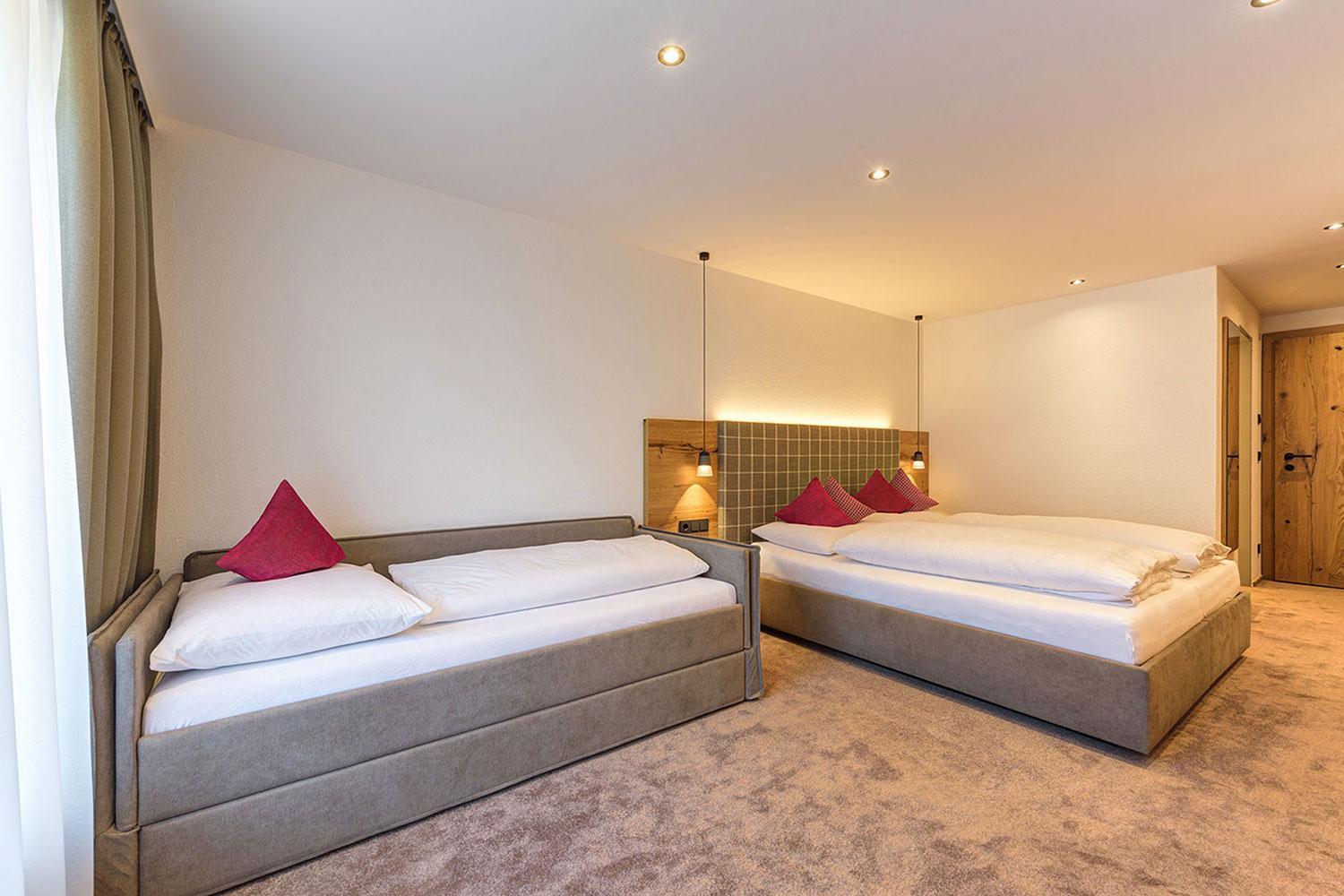Hotel Pettneuerhof Петной-ам-Арльберг Экстерьер фото